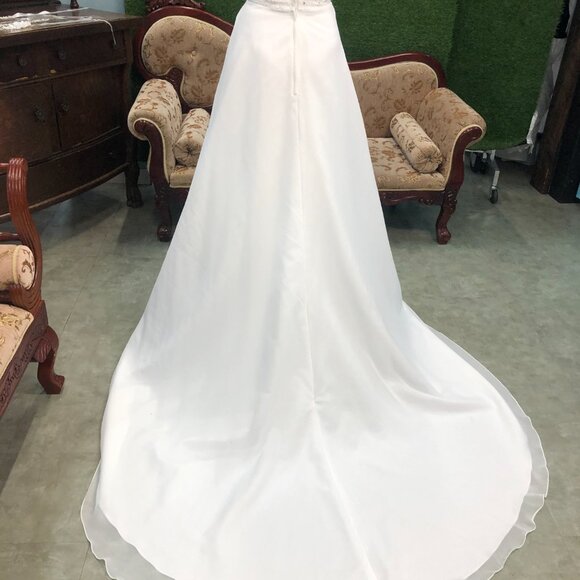 SAMPLE Choker Halter Wedding Dress, White A-Line Sexy, Chiffon Belted Beachy - Picture 10 of 15